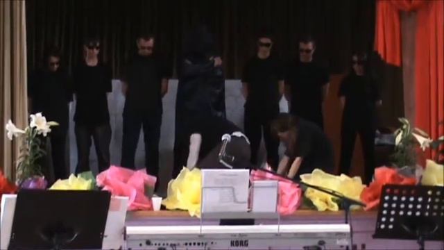 Церковь Святая Троица г.Монреаль - Сценка смотреть онлайн