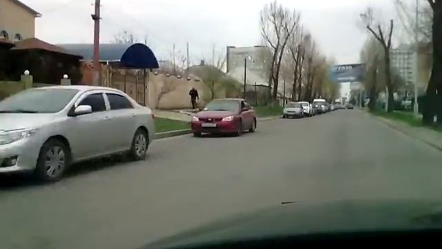 Километровая очередь за бензином смотреть онлайн