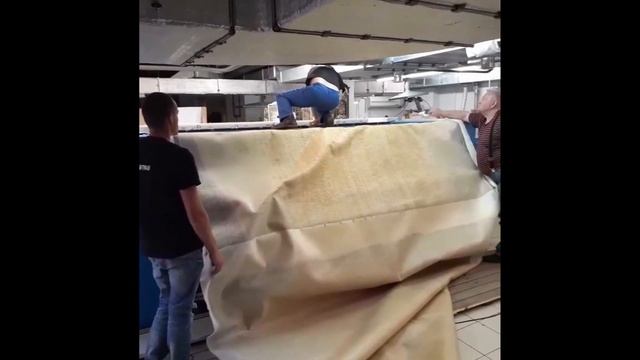 Замена обмотки гладильного катка и подающих лент складывателя