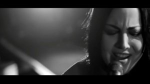 Evanescence - Lost In Paradise  (Music Video)