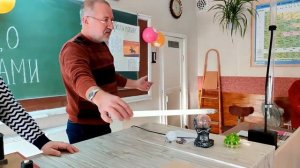 Урок "Занимательная физика" для детей из детского сада "Солнышко"