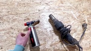 Чем удалять пузырьки из эпоксидной смолы?