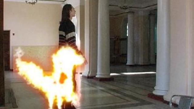 Человек - Факел в Универе!!
