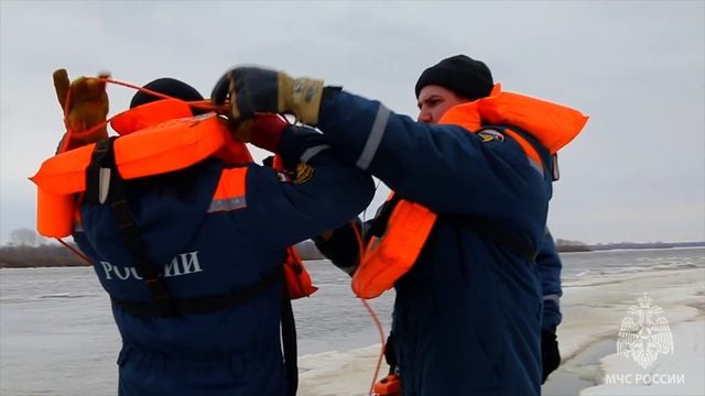 СПАСЕНИЕ ИЗ ПОЛЫНЬИ  СПАСЕНИЕ СО ЛЬДИНЫ  ВОДОЛАЗНЫЕ РАБОТЫ