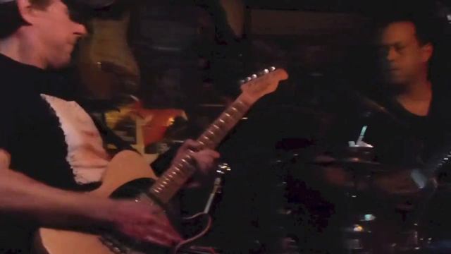 Joe Bonamassa NAILS this solo on a 51 Fender Nocaster~Rock Candy Funk Party смотреть онлайн