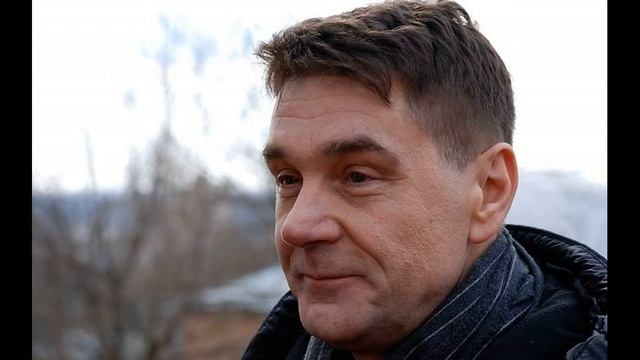СЕРГЕЙ МАКОВЕЦКИЙ- АКТЁРУ 62,А ЕГО ЖЕНЕ ПОЧТИ  80- С КОТОРОЙ ОН УЖЕ 40 ЛЕТ В БРАКЕ