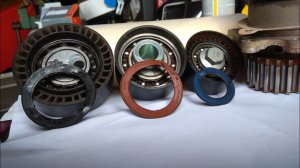 Лада Веста,,ГРМ прошедший 105000км ,,,смотрим что внутри роликов!!!(а там сюрпризззз)