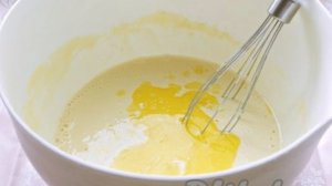 Дрожжевые блины на молоке и кефире