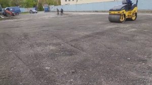 уплотнение парковки из асфальтовой крошки