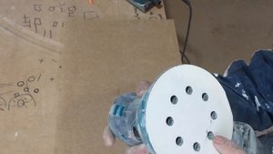 Сравнение возможностей шлифмашинок Makita BO3711 и  Makita BO5031