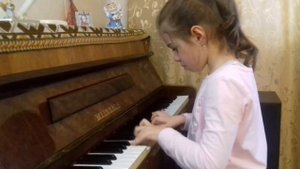 Арина, 7 лет. Гедике. Этюд ор. 36, №26.