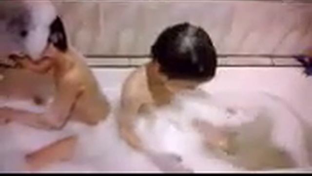 Дети в ванной с пробиотиками смотреть онлайн