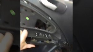 Снять дверную обшивку на Сеат Леон 2011года,