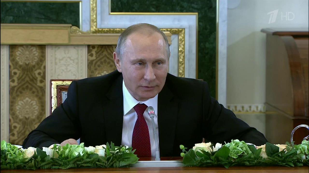 В рамках Санкт-Петербургского экономического форум...треча Владимира Путина с главами информагентств