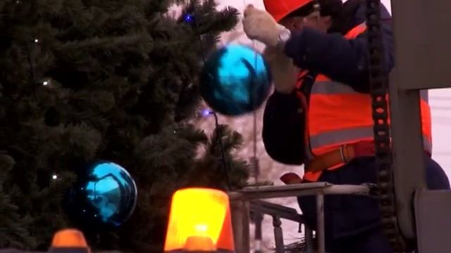 P.S. НАРЯЖАЮТ ЁЛКУ смотреть онлайн