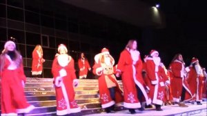 Нашествие Дедов Морозов  Рыбинск 2016 год  Новогодний флешмоб