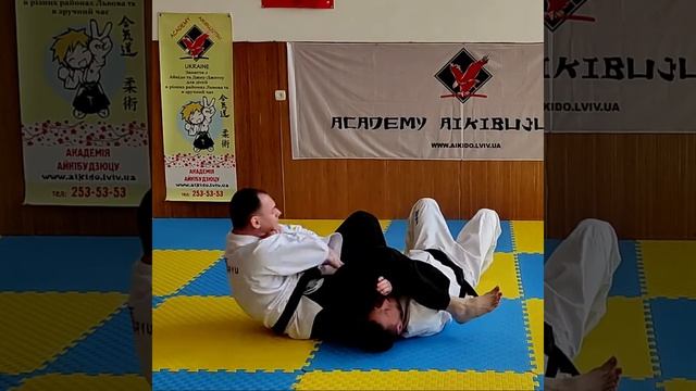 Контроль на лікоть/juji gatame/arm lock from different positions смотреть онлайн