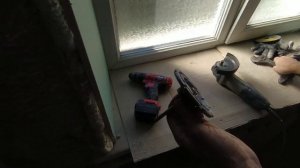 Чем снять масляную краску и побелку.