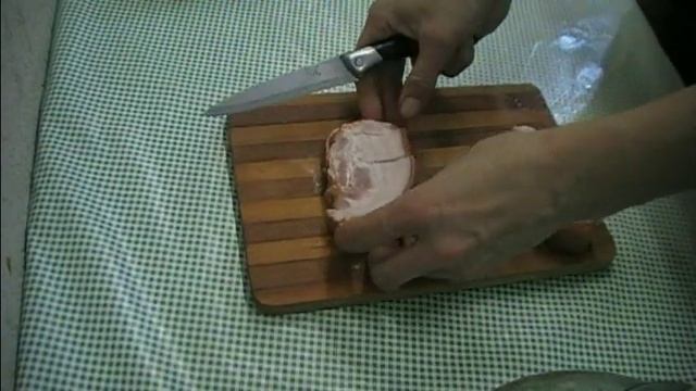 КАК ПРИГОТОВИТЬ ВКУСНЫЙ ГОРОХОВЫЙ СУП. ГОРОХОВЫЙ СУП С КОПЧЕННОСТЯМИ. смотреть онлайн