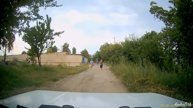 Сама под колеса кинулась смотреть онлайн