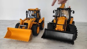 Bruder 1:16 JCB 5CX Eco ve 4CX Kepçeli Ekskavatör inceleme ve karşılaştırma