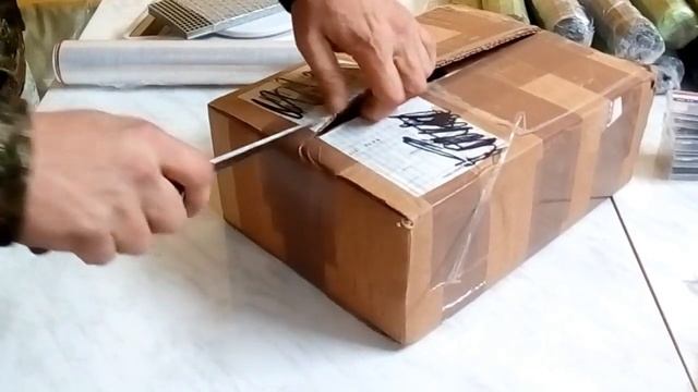 Бизнес в гараже. Приехало всё до мелочи. смотреть онлайн