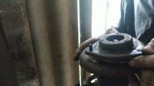 Замена пыльника на амортизаторе