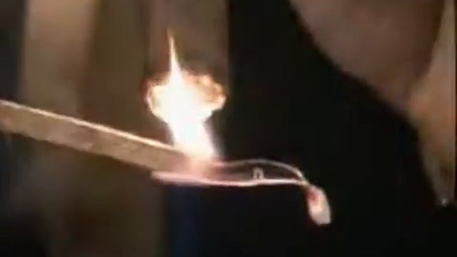 Как правильно выбрать и раскурить сигару смотреть онлайн