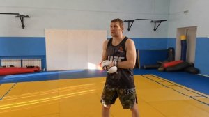 Комбинации в ММА это возможность соединить ударные элементы с борцовскими. Бокс и борьба в ММА.