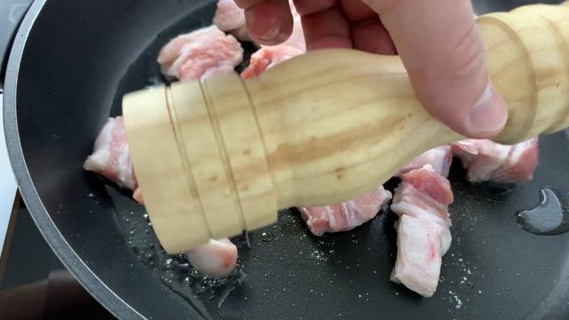 ВКУСНЕЙШАЯ ЖАРЕНАЯ КАРТОШКА. Рецепт за 1 минуту! Жареная Картошка с мясом. Нереально ВКУССНО! смотреть онлайн