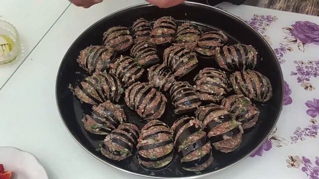 Patlıcanlı Yelpaze Kebabı | Görünümü de Lezzeti de Muhteşem смотреть онлайн