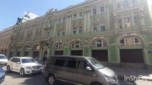 Прогулки по Москве. Здание бывшего Посольского двора на Ильинке.