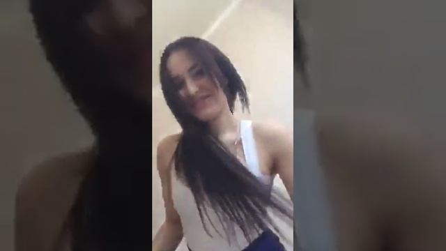 Musa Alice Горячие танцы смотреть онлайн