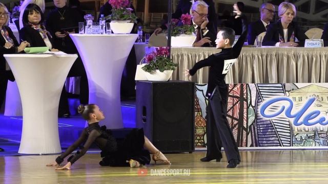 Пасодобль | Тё Роберт - Павлова Алиса | Юниоры 1 Латина | Первенство Москвы 2020 смотреть онлайн