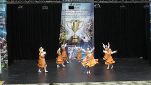 Народный танец "Удмуртская праздничная"