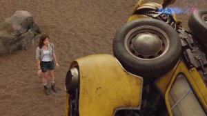 Чарли тренируется с Бамблби | Бамблби