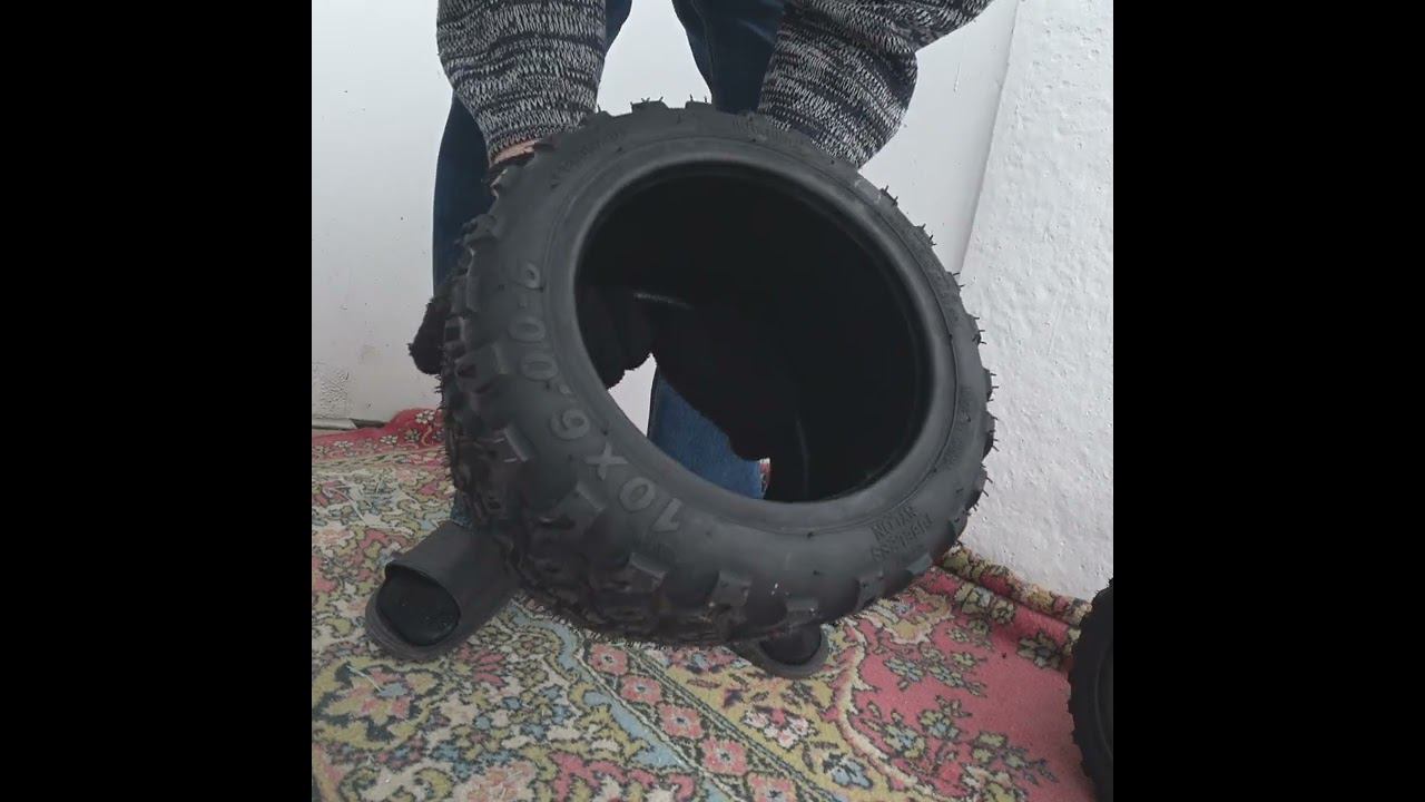 Бескамерная покрышка для Mini R #shorts смотреть онлайн