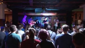 25/17-Весь Мир Идёт На Меня Войной(исп.Не Школа Барабанов)