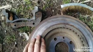 Лада гранта спорт. Замена передних тормозных дисков, колодок, направляющих суппортов.