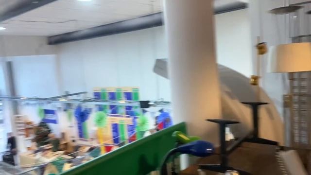 Сэконд: почем шмот? Реально классные находки или просто куча хлама? Как это устроено в Европе смотреть онлайн