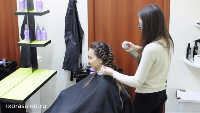 Прическа с элементами косы смотреть онлайн