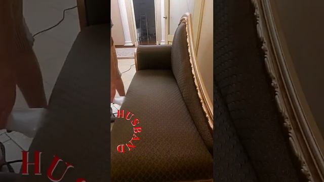 удаление жирного пятна с дивана Омск #химчистка #sofa #химчисткадивана #химчисткамебели