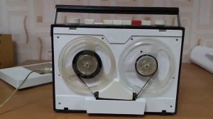 Орбита 2 , носимый катушечный магнитофон.