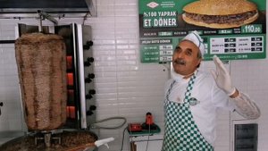 Турецкая шаурма. Как они это делают? Пробуем и сравниваем турецкий фаст фуд