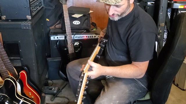 GUITAR NECKS смотреть онлайн