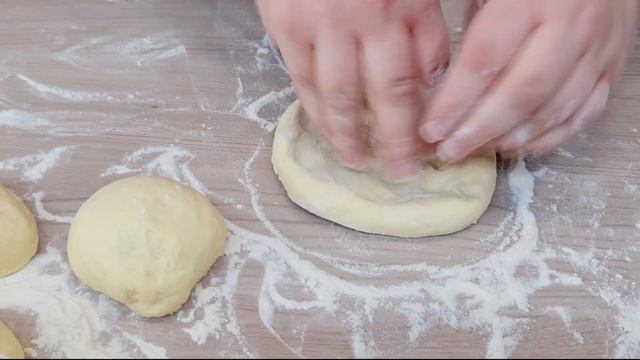 PIZZETTE FRITTE FATTE IN CASA RICETTA FACILE - DEEP FRIED HOMEMADE PIZZA RECIPE | Franceska Chef