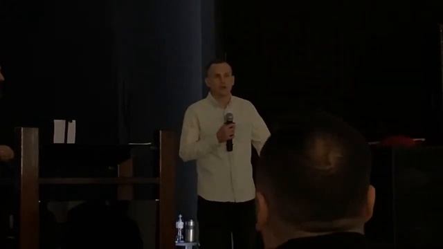 Воскресное служение. Проповедует Юрий Юнюшкин. смотреть онлайн