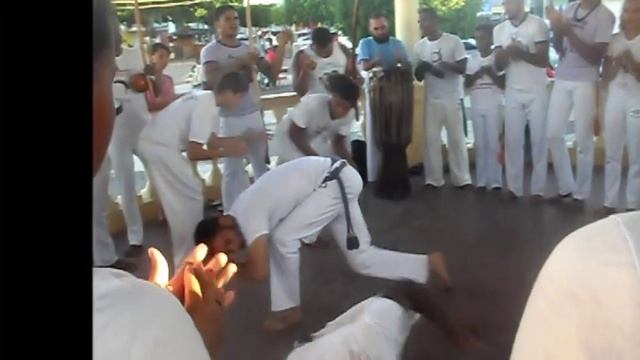 mundo capoeira dia das maes em coite смотреть онлайн