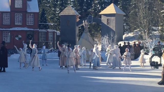 «Айсберг» во время съёмок фильма «Тільки диво» смотреть онлайн