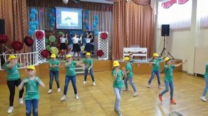 День учителя-2019. Мы маленькие дети